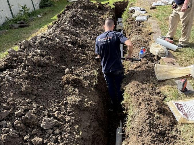 Outdoor drain pipework and drainage access, Mordialloc